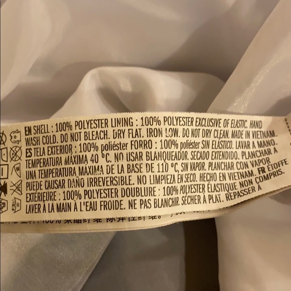 Forever 21 Major Graphic Lightweight Pullover Jacket - Picture 6 of 6